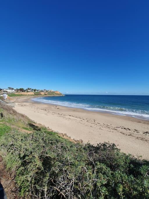 Luxury Home In Christies Beach With King Bed, Nbn, Netflix, 3Bed 2Bath Экстерьер фото